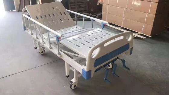 Сталь кровати больницы 2 рукояток ручная терпеливая распыляет пластиковую рамку
