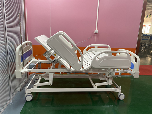 Белизна электрических больничных коек функции комнаты 3 палаты ICU голубая